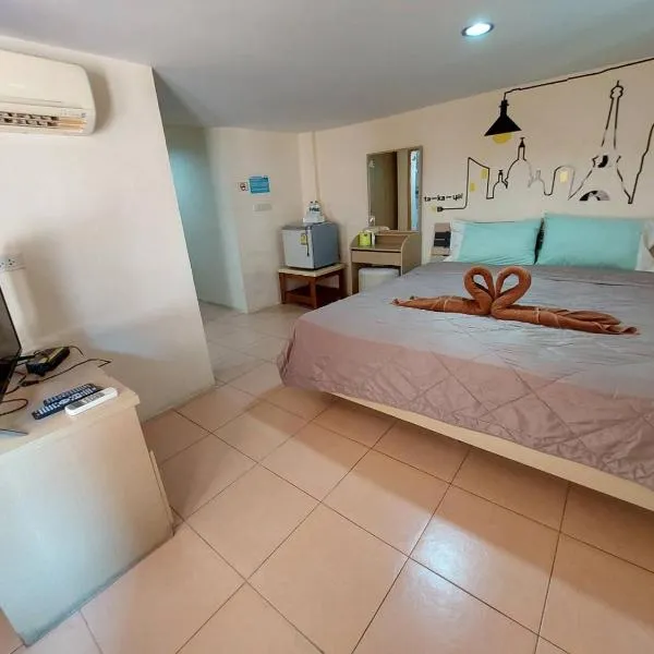 TaKaYai GuestHouse, ξενοδοχείο σε Cha Am