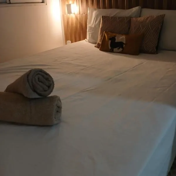 Praia de Pajuçara - Kitnet 01 - Castelo da Lolla, hotel em Maceió