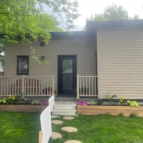 The Grassy Oasis, ξενοδοχείο σε Μπράμπτον