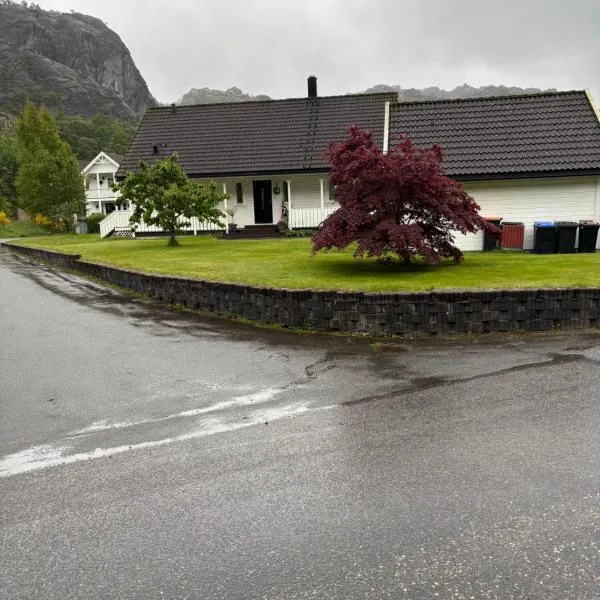 Eikestua, Hotel in Sokndal