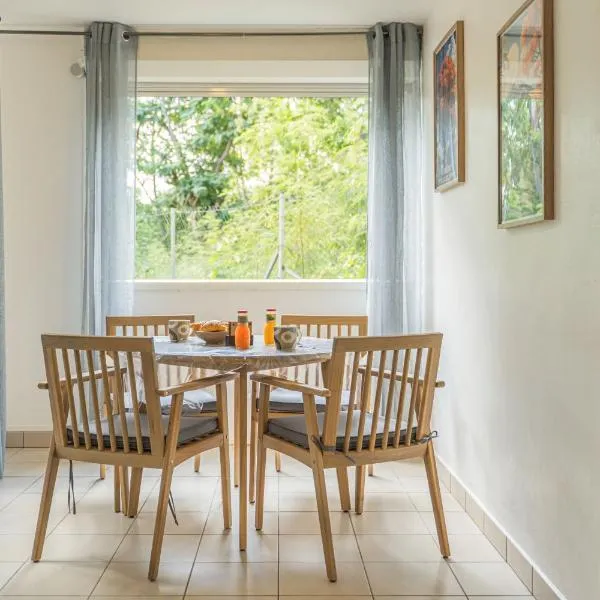 Le Nid - Plage Boucan Canot à 3 minutes à pied, hotel u gradu 'Saint-Paul'