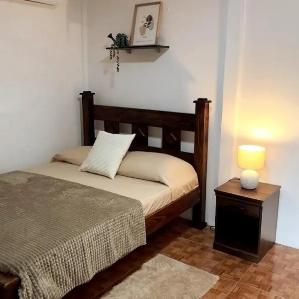 Mini apartment in downtown Limón with AC, khách sạn ở Puerto Limón
