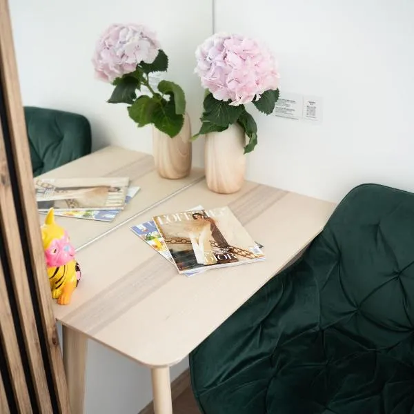 Viesnīca Design Green Garden Apartments with Private Parking & Playground Rīgā