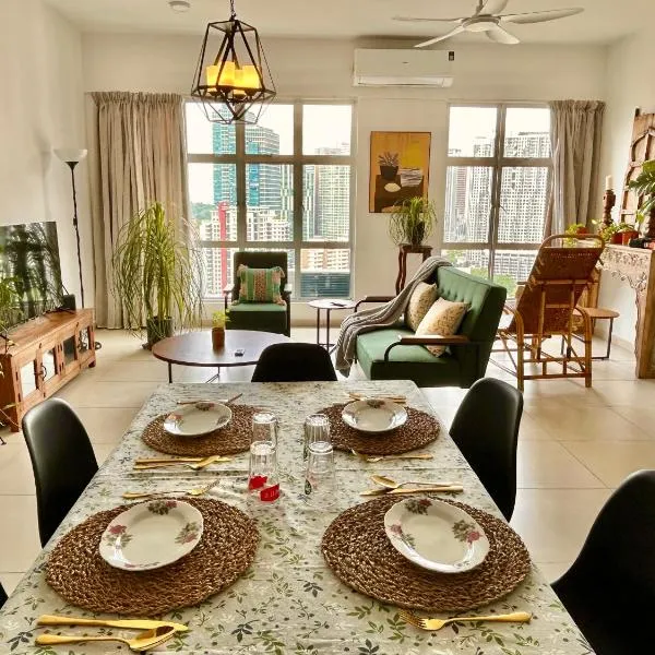 3 bedroom apt L26 at kl sentral with city view, hotel in Kuala Lumpur