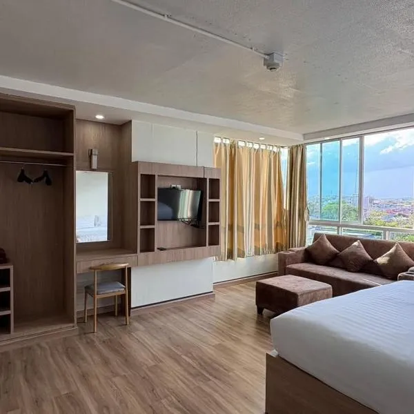 KM Kwanphayao Hotel, hotel in Phayao