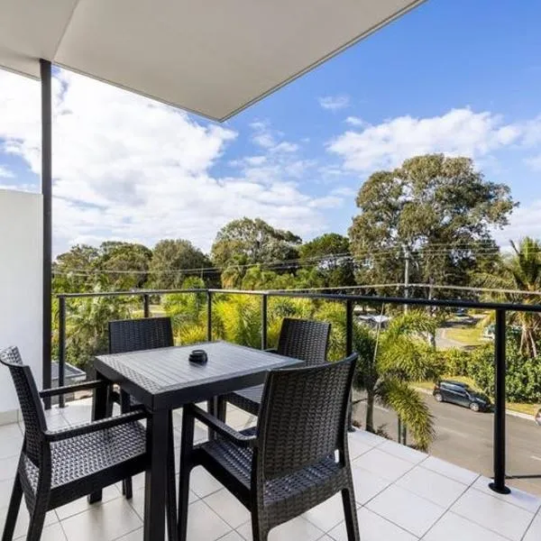 Luxe Resort Units Urangan Esp Hervey Bay Marina Ocean Views Pool, hotel in Urangan
