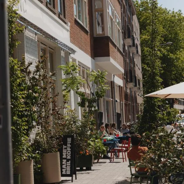 Man Met Bril Koffie Hotel, hotel en Róterdam