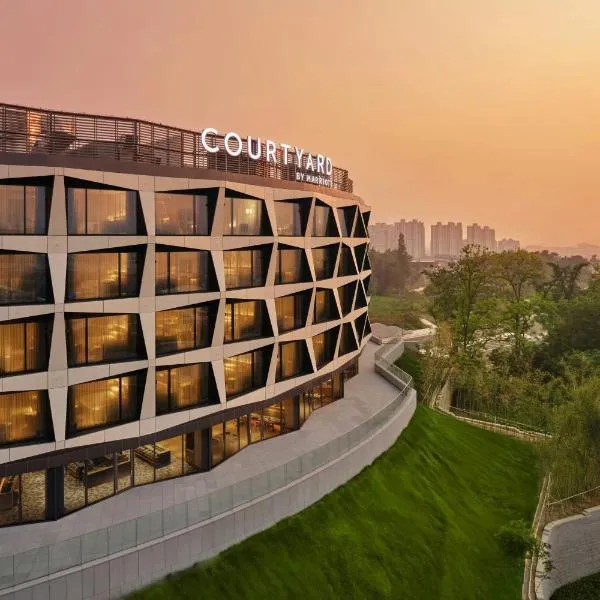 Courtyard by Marriott Pyeongtaek, hotel v destinaci Pchjongtchek