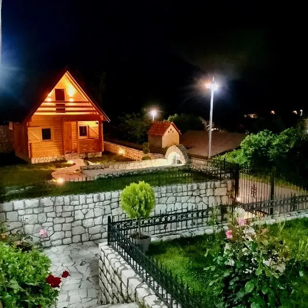 Magical Log House, hotell sihtkohas Virpazar