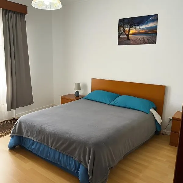 Tiny apartment near the airport, hotel in Ponta Delgada