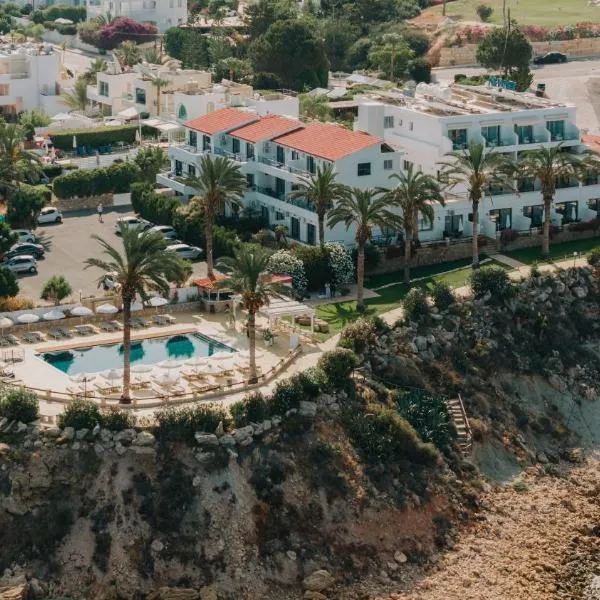 Vrachia Beach Hotel & Suites - Adults Only, Hotel in Paphos