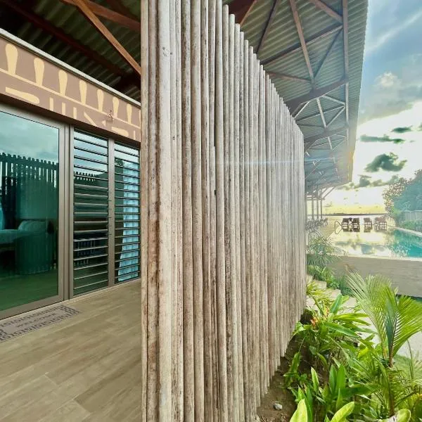 Pergola House, hotel v destinaci Assinie