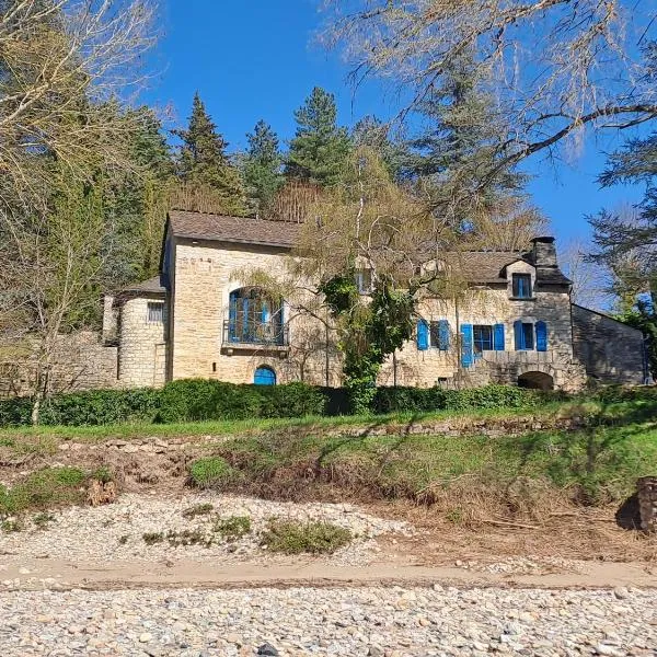 Maison authentique dans les Gorges du Tarn, hotel in Montbrun