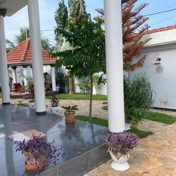 The Manor, hotel in Lomé