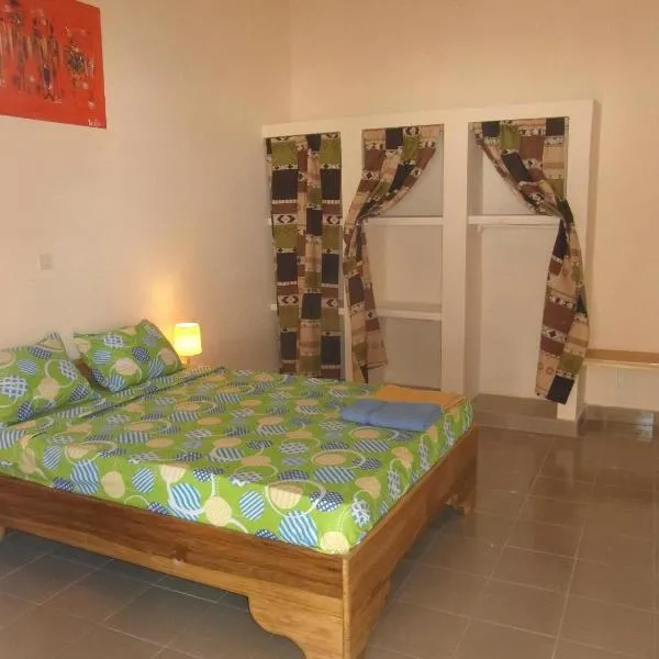 Auberge LE DJEMBE, hotel v destinaci Joal-Fadiout