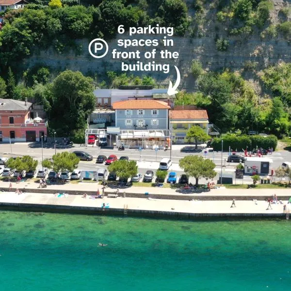Blue Pearl Elite Apartments, hotel v destinaci Piran