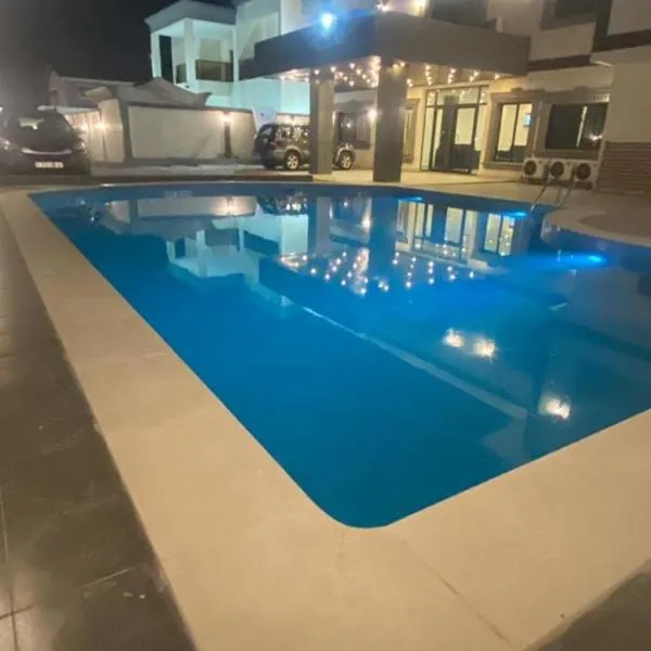 Hôtel Phoenicia, hotell sihtkohas Brazzaville