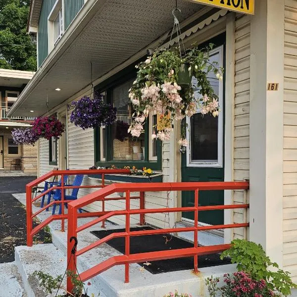 Motel Saint-Hilaire, hotel in Mont-Saint-Hilaire