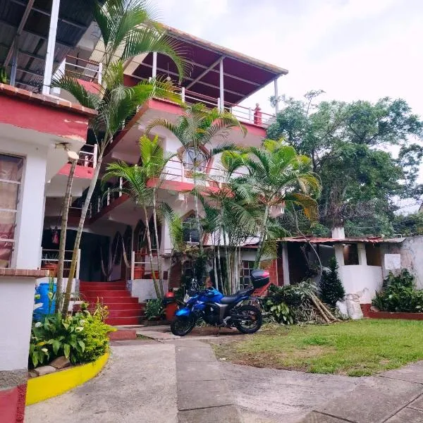 Hotel Tepepul Kaan, hotel in San Pedro La Laguna