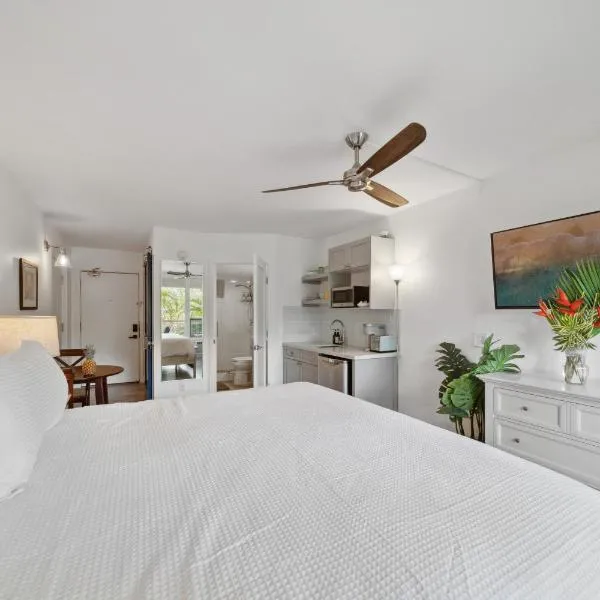 Central Kihei Gem! 3-Min Walk to the Beach & Shops, hotel in Wailea