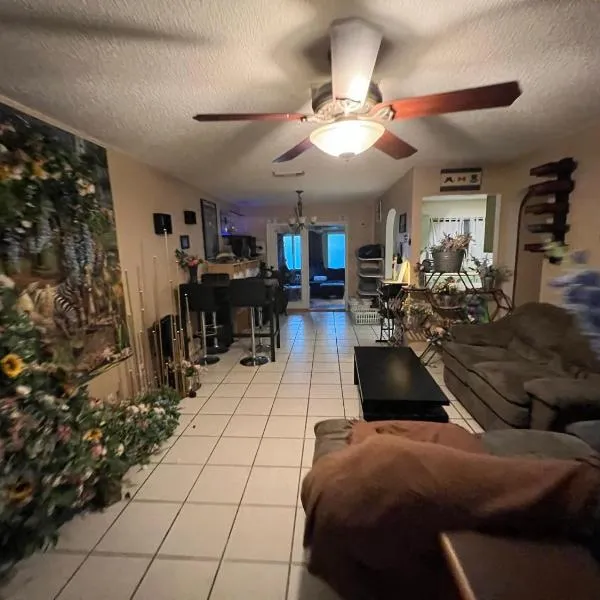 Marquis uno, hotel en San Antonio