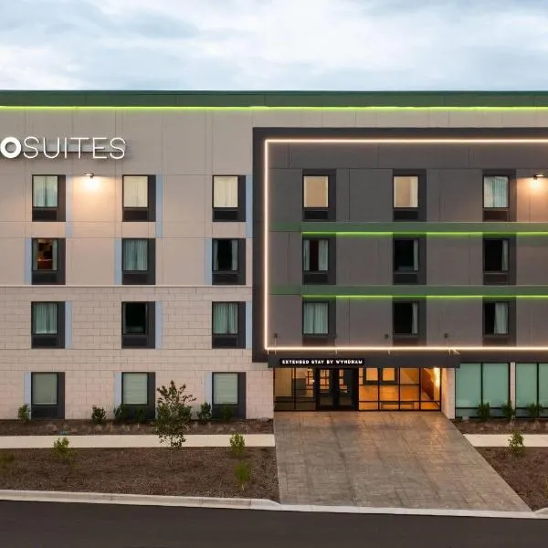 ECHO Suites Extended Stay by Wyndham Indianapolis AmeriPlex, khách sạn ở Indianapolis