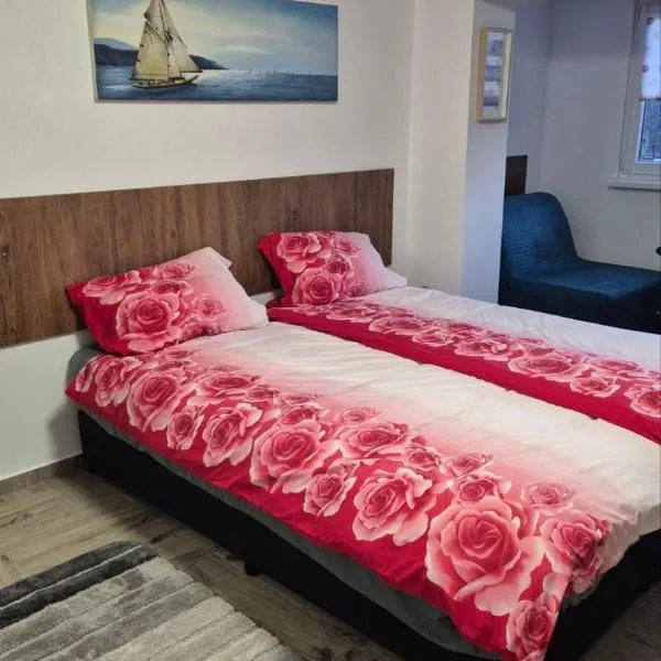 Гнездото на пътешественика, hotel in Dobrich