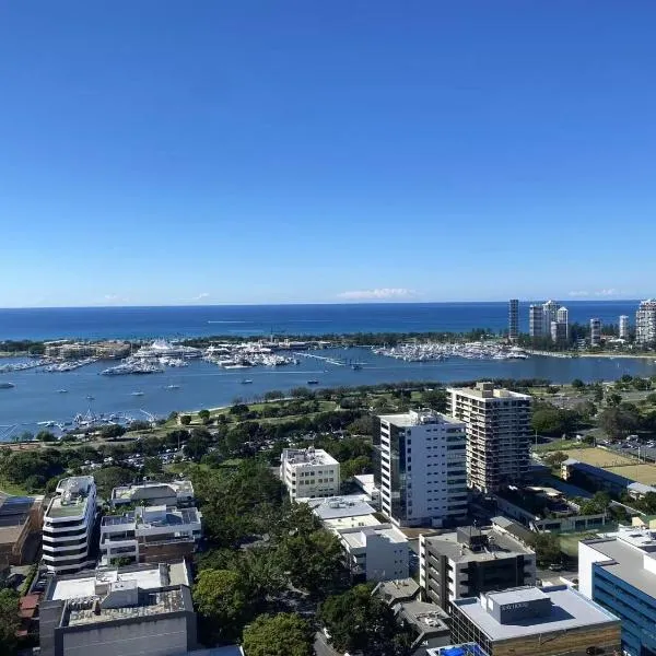 Harbor Nest Southport CBD 2B APT, hotel in Gold Coast