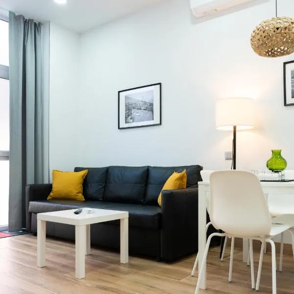NUEVO Apartamentos Costa del Alma, hotel in Valencia