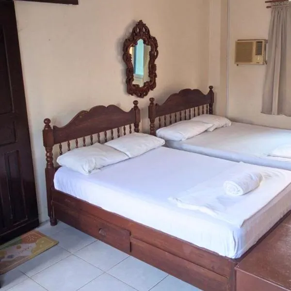 JM-RN Pension House, hotel in Padre Burgos