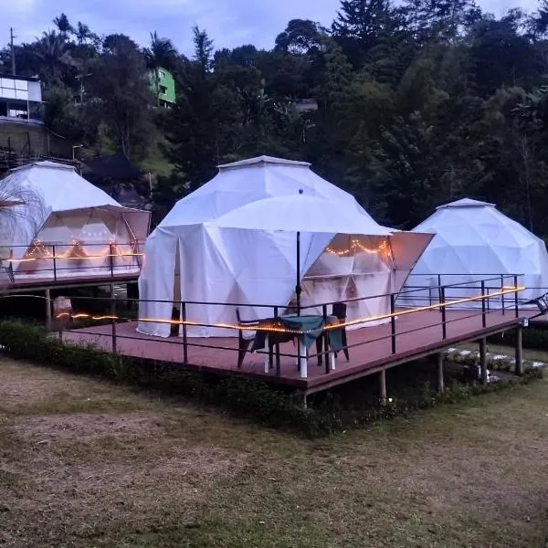 La Quinta Dimensión Glamping, hotel v destinaci Guatapé