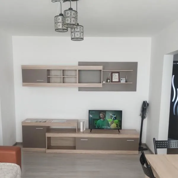 4 Rooms Apartment, hotel v destinaci Tulcea