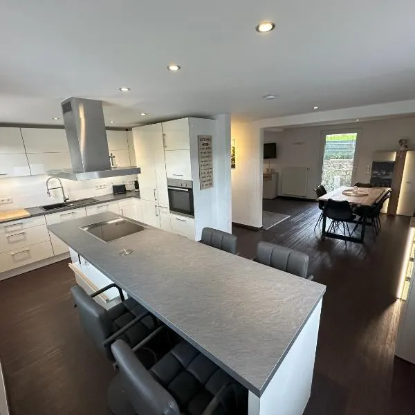 Ferienhaus EifelJECK, hôtel à Blankenheim