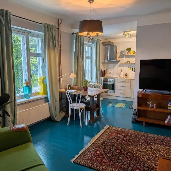 Kalamaja apartment with old town view!, hotel in Tallinn