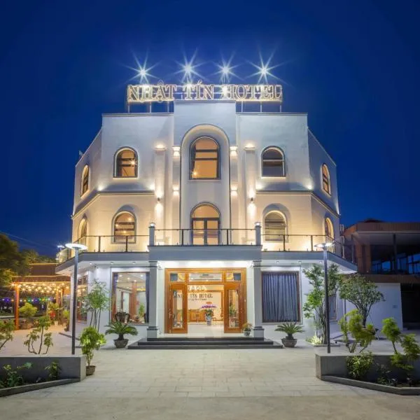 Nhật Tín Hotel, hotel a Kinh Dinh