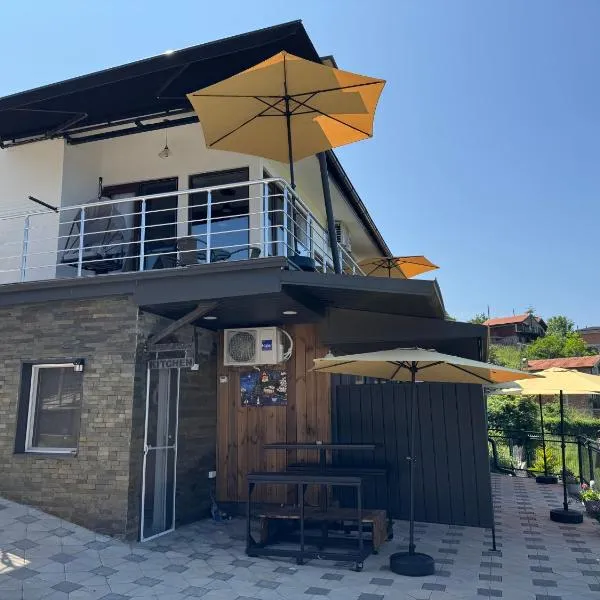 Velestovo Panorama House, hotel in Velestovo