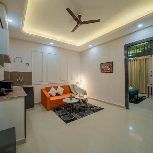 Perfectstayz Value Aalaya suites, hotel in Haridwār