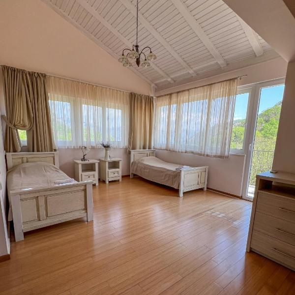 Stone Bridge Guesthouse, Gornji Morinj