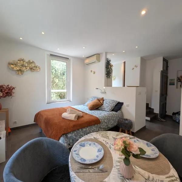 Appartement - Cannes vieille ville - Le Suquet, hotel in Cannes
