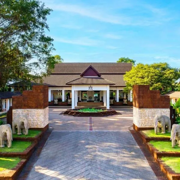 Tawa Ravadee Resort Prachinburi, a member of WorldHotels Distinctive, hôtel à Si Maha Phot