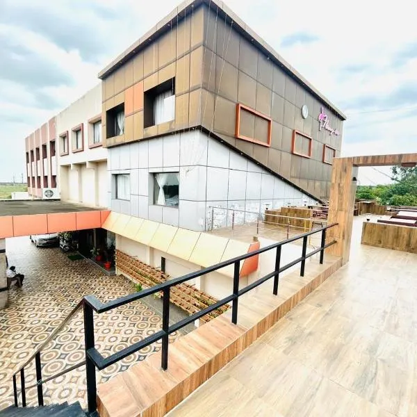 Monarch Express, Sri City, hotel in Tada
