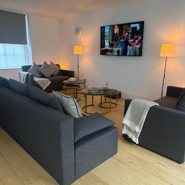 Squarezzz - Group Accommodation, hotel in Edinburgh
