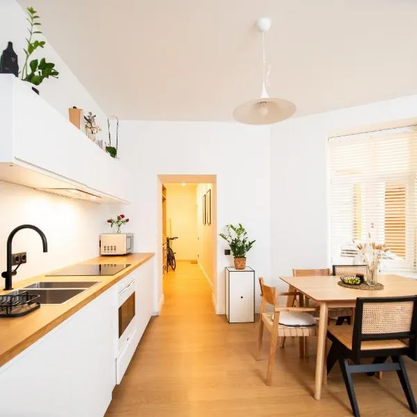 Tina's Riga apartments, hotel in Rīga