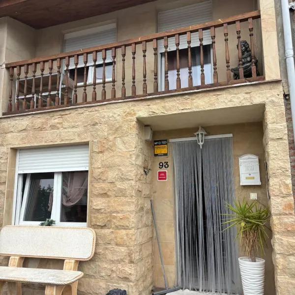 La pulga en el océano, hotel in Torrelavega