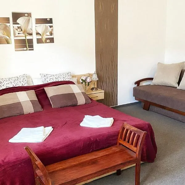 Kala Thermal Lake Wellness Apartment, hotel v destinaci Zalakaros