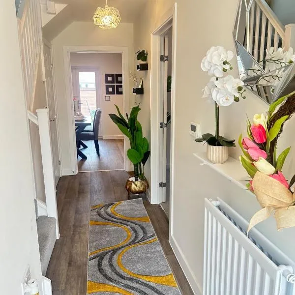 Luxury four bedroom house, ξενοδοχείο σε Wolverhampton