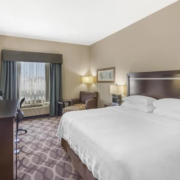 Best Western Plus Travel Hotel Toronto Airport, отель в Торонто