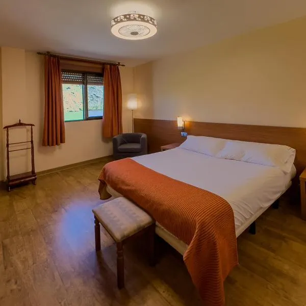 Hotel Don Pepe Lago de Sanabria, hotel v mestu Ribadelago