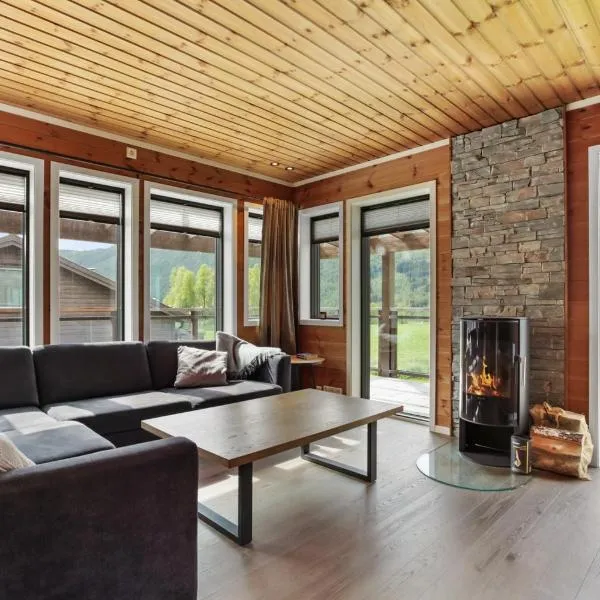 Large nice apartment in Myrkdalen, hotel in Vossevangen
