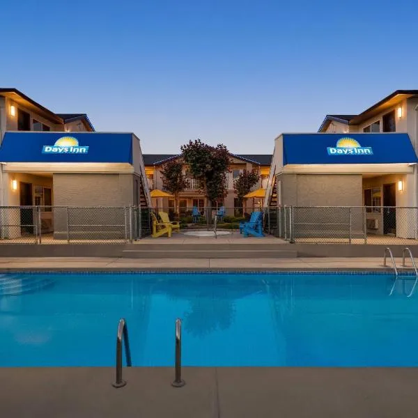 킬로나에 위치한 호텔 데이즈 인 킬로나(Days Inn by Wyndham Kelowna)